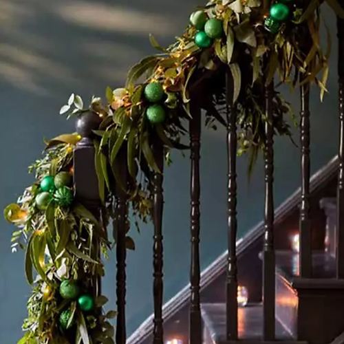 Christmas Wreaths and Garlands